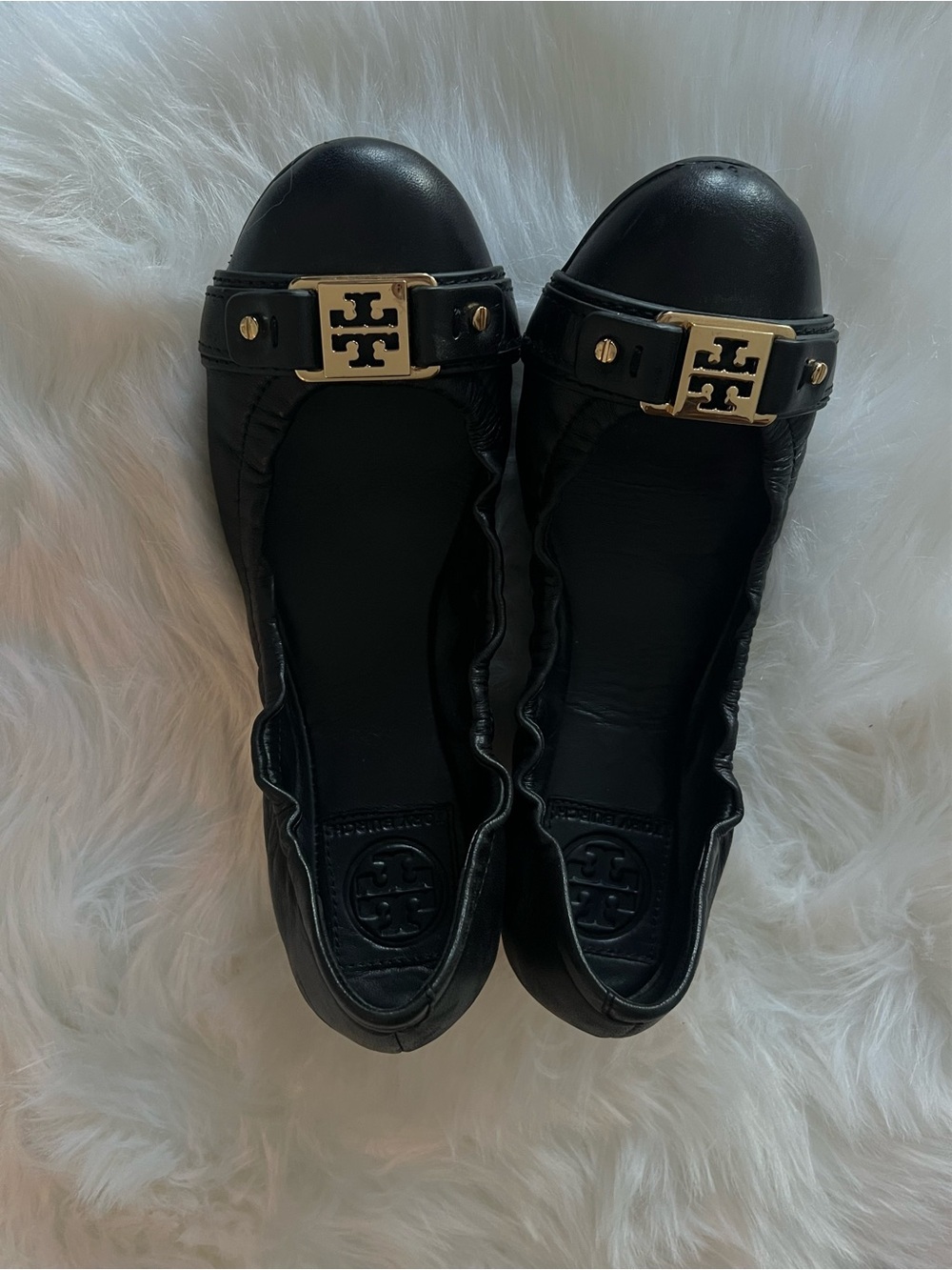 Tory Burch Black "AMBROSE" LEATHER BUCKLE GOLD REVA BALLET size 6.5 - Picture 1 of 6